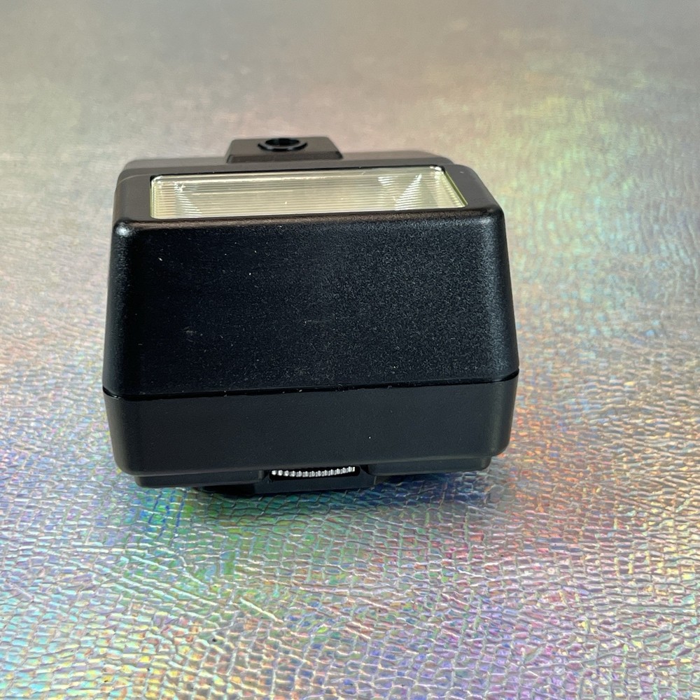 *Condition Issue* Canon Speedlite 155A Universal Hot Shoe Mount Camera Flash