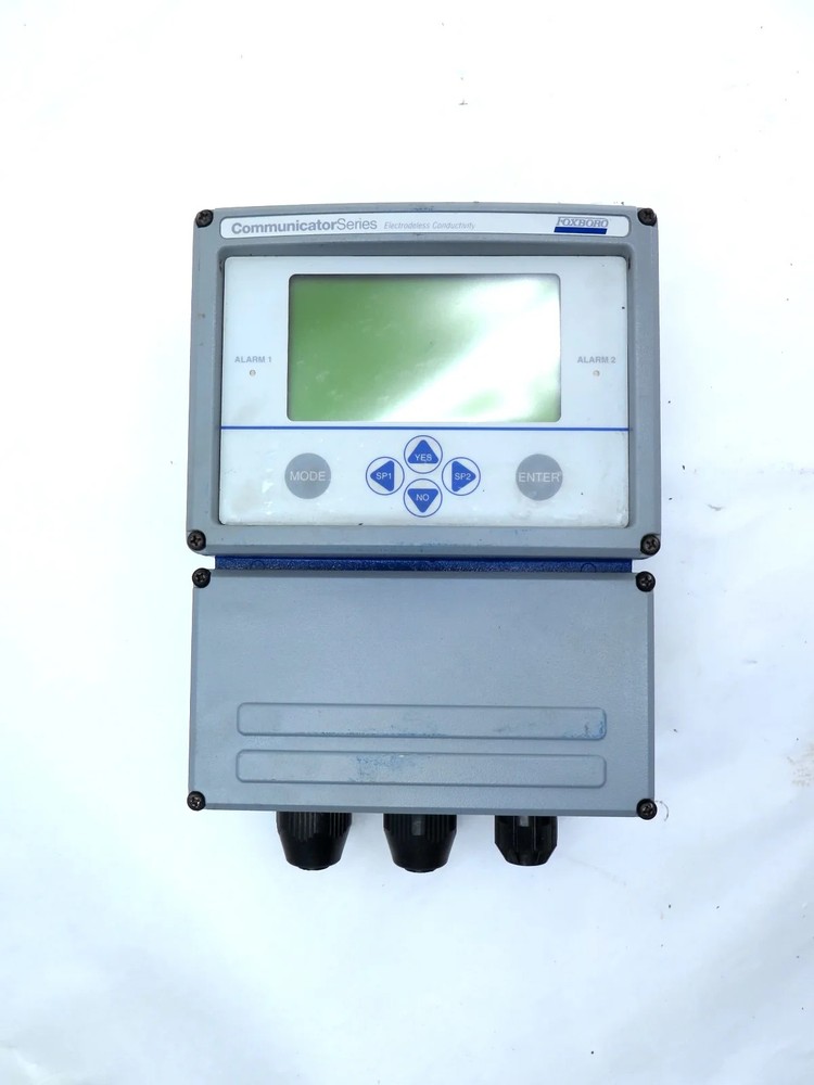 Foxboro 875EC-A2C-A Communicator / Transmitter 120Vac 17W