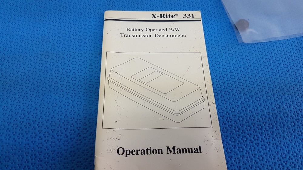 X-Rite 331 Transmission Densitometer – Battery Operated Precision Measuring Devi