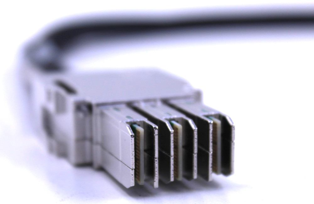 Cisco 800-40404-01 STACK-T1-1M V01 2023-07-19 Stackwise Stacking Cable
