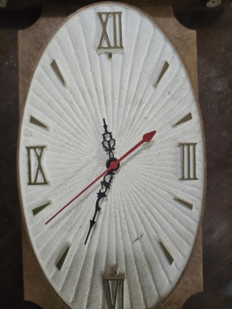 Vintage Roselle Studios Wall Clock with Eagle Ornament