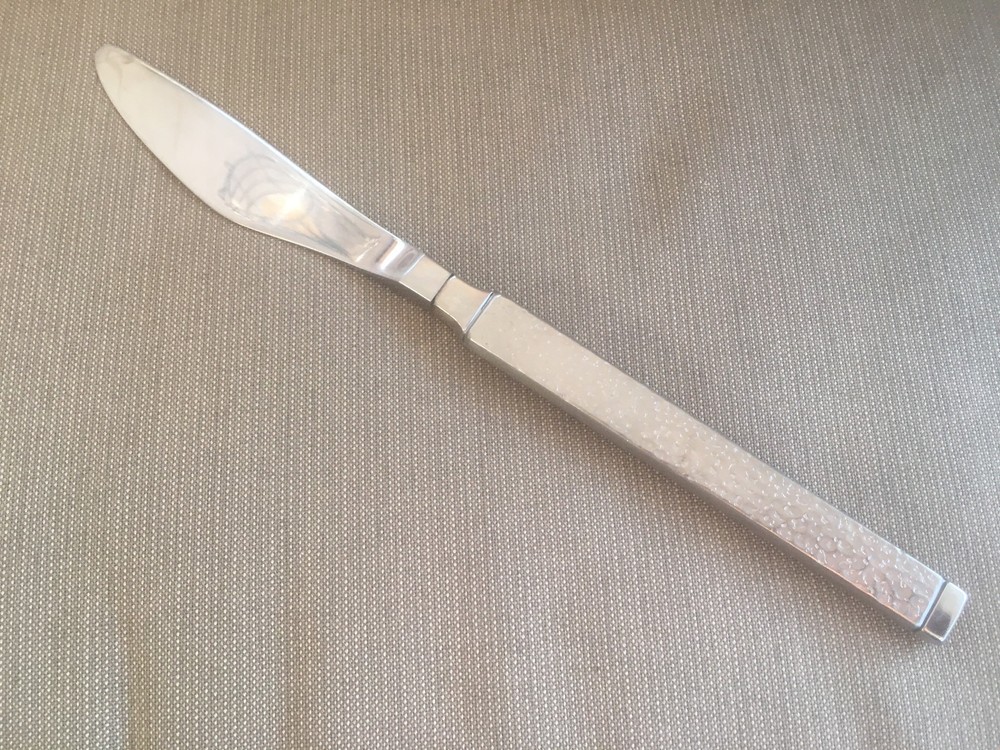1 Modern Solid Dinner Knife Gorham Casablanca Stainless Silver Hammered 30787