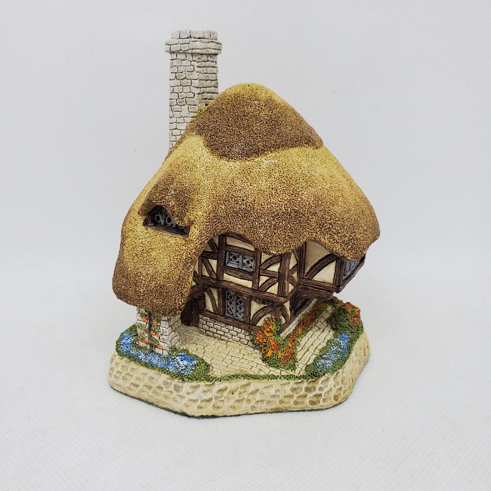 David Winter Pudding Cottage John Hine Ltd Hand Made/Hand Painted 1982