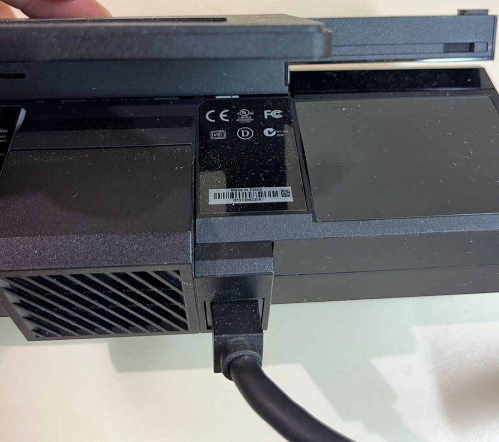 Microsoft Xbox One / Xbox One X / Xbox One S Kinect Sensor - MODEL 1520 - Black