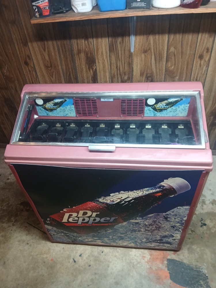 Dr Pepper Antique Soda Machine