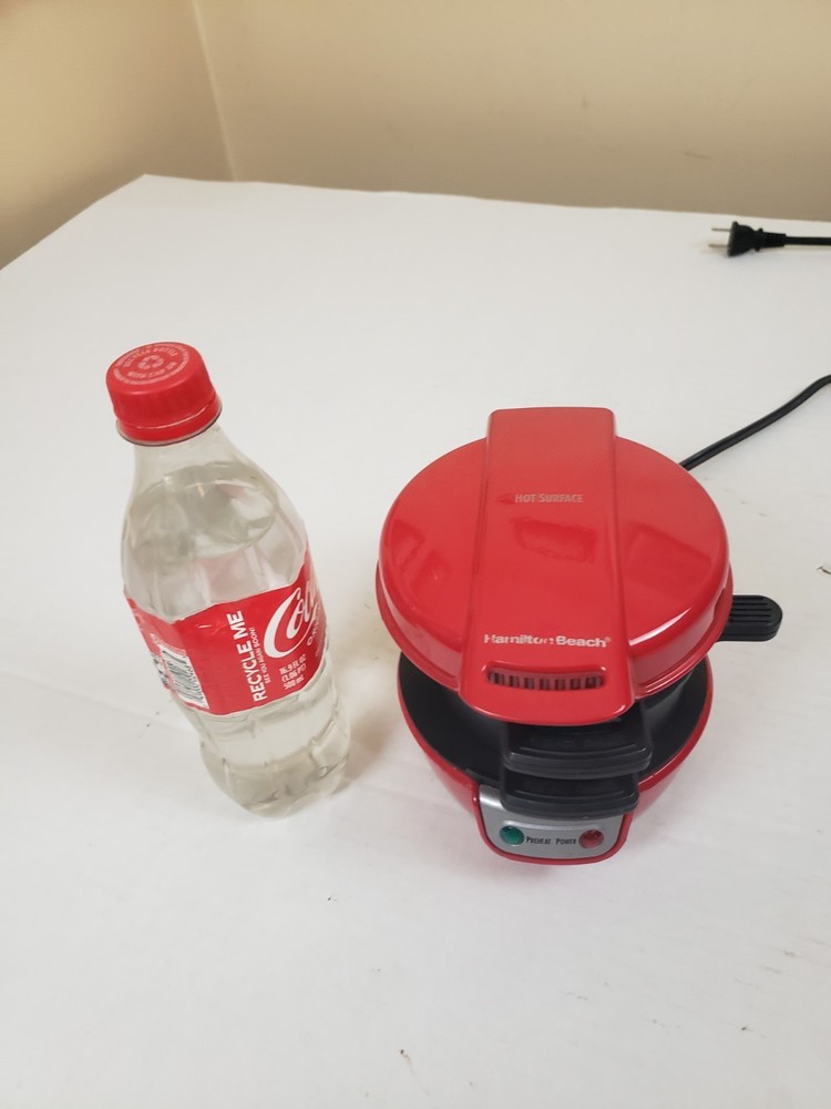 Hamilton Beach Electric Breakfast Sandwich Maker ST29 Red