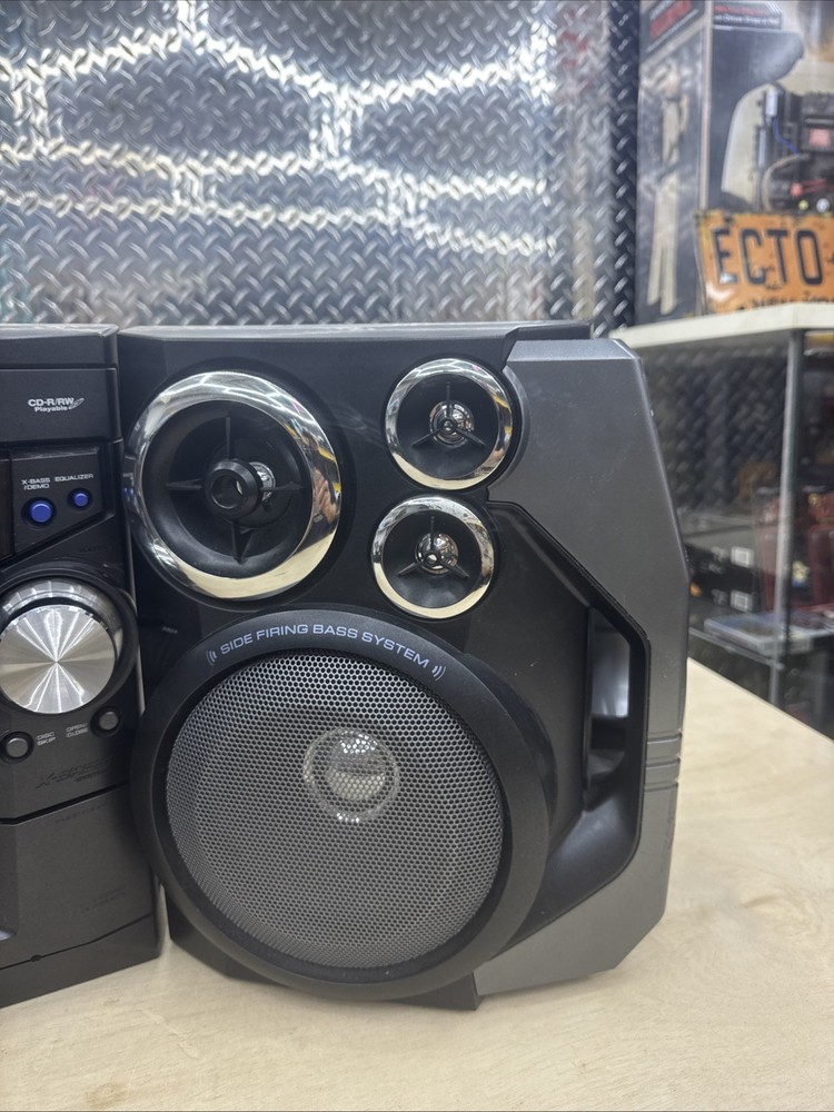 Sharp 3 Disc CD-R/RW Dual Casette X-Bass Mini Component System CD-E99