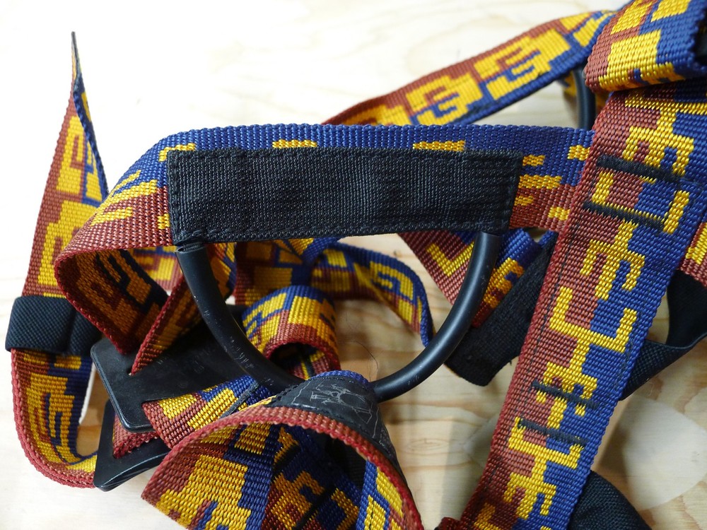 APACHE Climbing Harness 60kg 130 cm limit