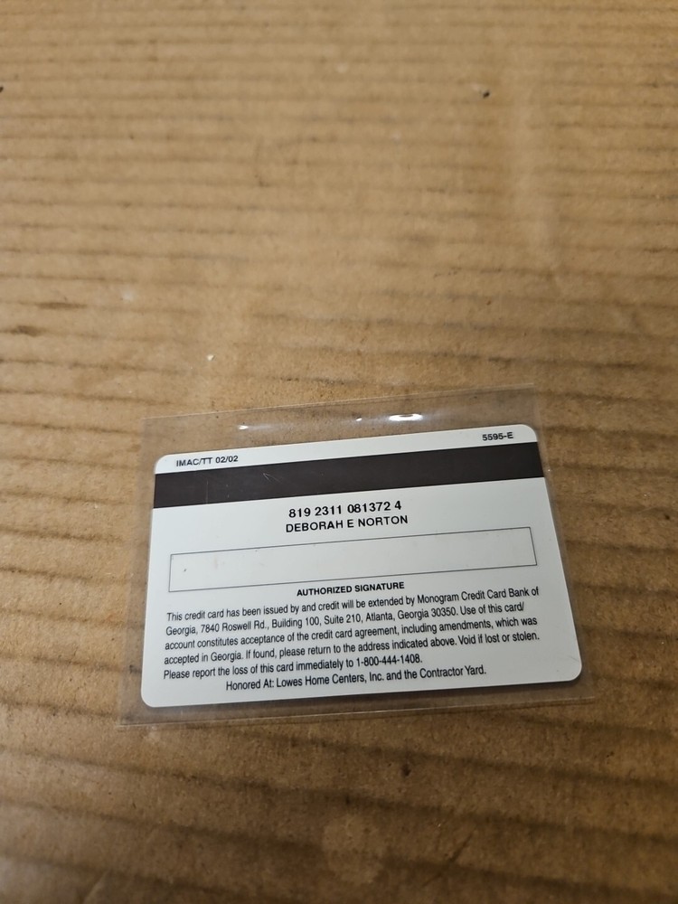 MOTION IMAGE Vintage Lowe’s Credit Card *SEE PICS*