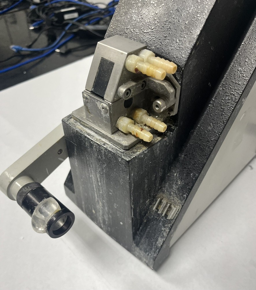 American Optical 10450 ABBE Refractometer