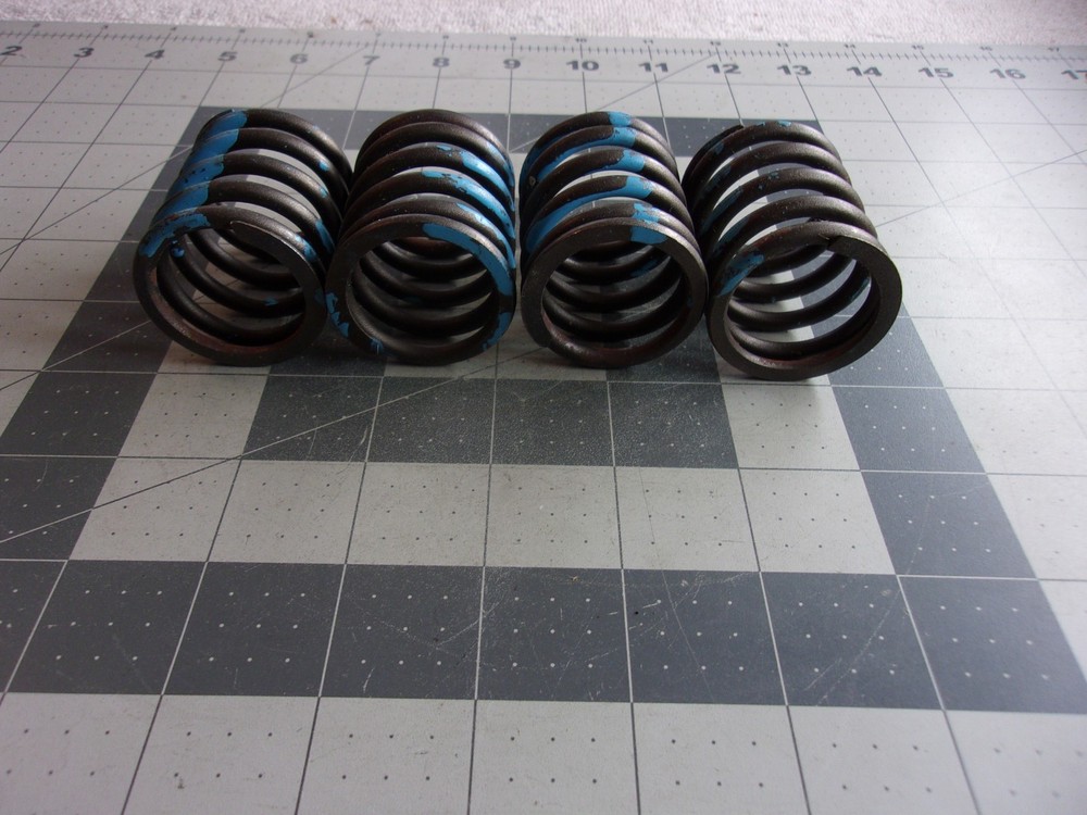Sealed Power VS641 (4) Valve Springs