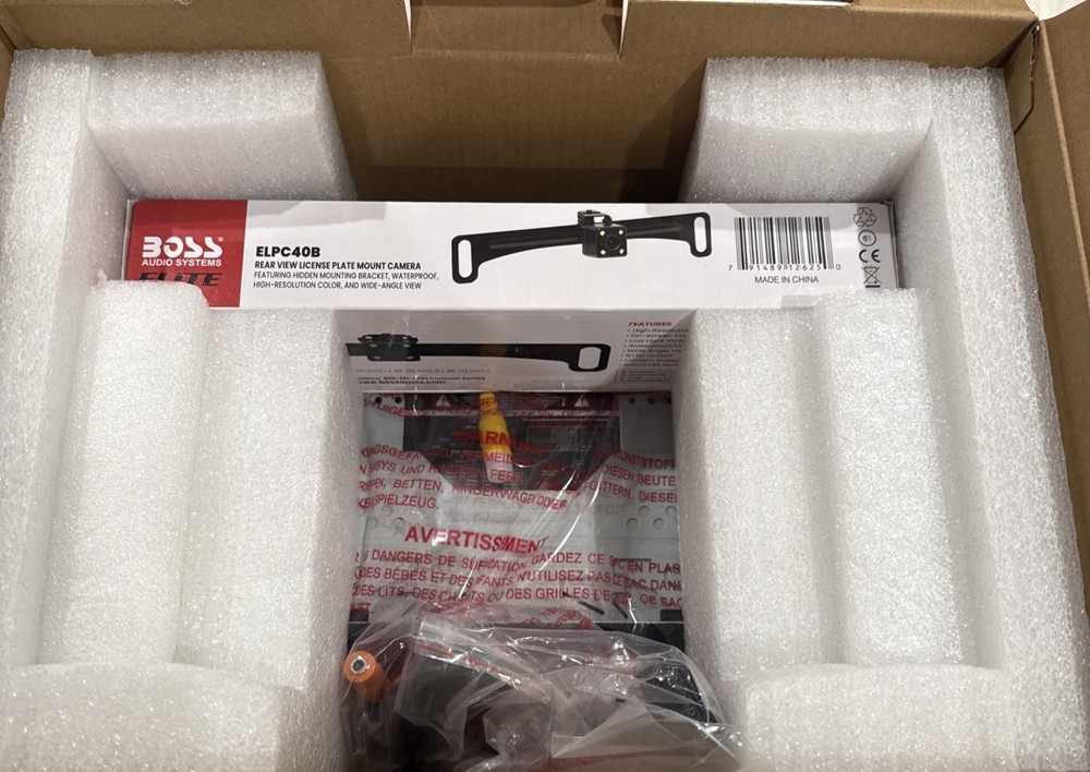 BOSS Audio Systems Elite BE10ACP-C Digital Multimedia Receiver + Backup Camera-O