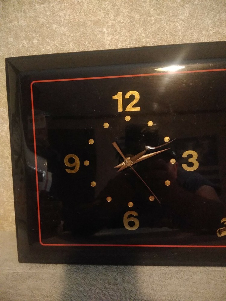 Snap-On Black Lacquer Plaque Clock - Mercedes