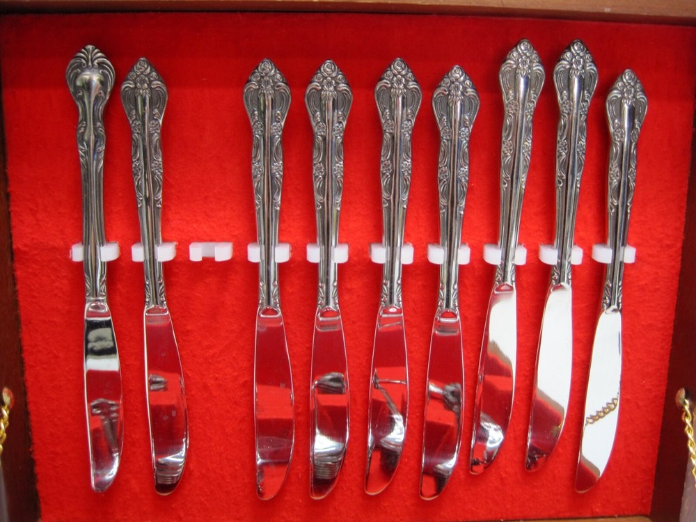 52 Piece United Silver Co Stainless Acadia Flatware 8 Place Setting