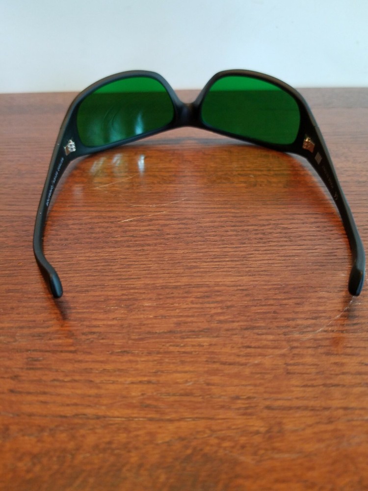 Method Seven Operator LED Plus Grow Room Glasses With Cleaning Carry Case NIB