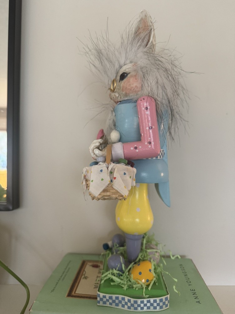 Vtg. Smithsonian Easter Bunny Rabbit Nutcracker w/Pastel Eggs & Paints in Basket
