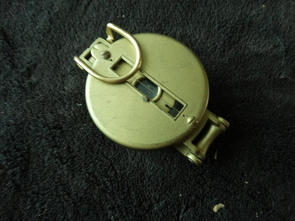 HEAVY BRASS Pocket Compass NICE WORKS