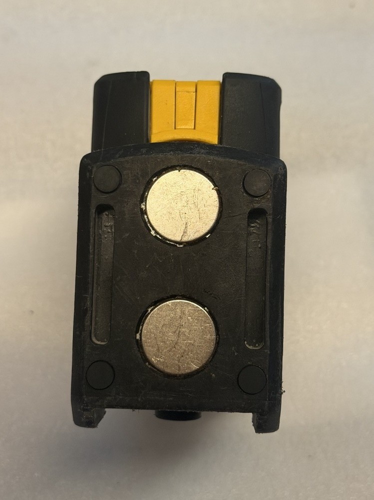 DEWALT DW083 Laser Level Red Beam Pointer [ only Tool ]