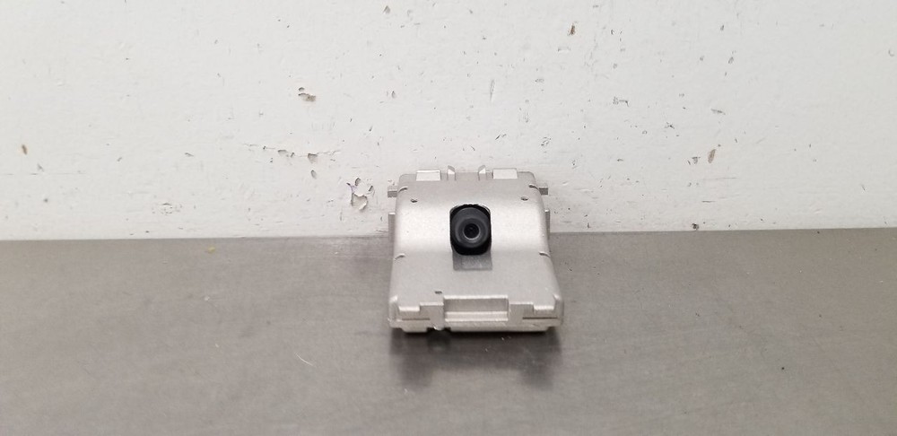 23 GMC YUKON FRONT FACING CAMERA WINDSHIELD MOUNTED 85595989