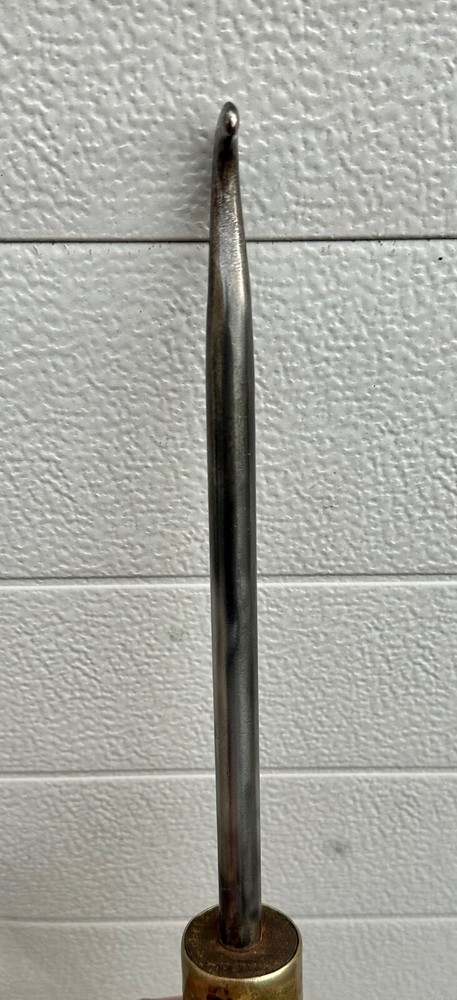 Metal Hook Spinning Tool ~ 27" Length~ (5789)