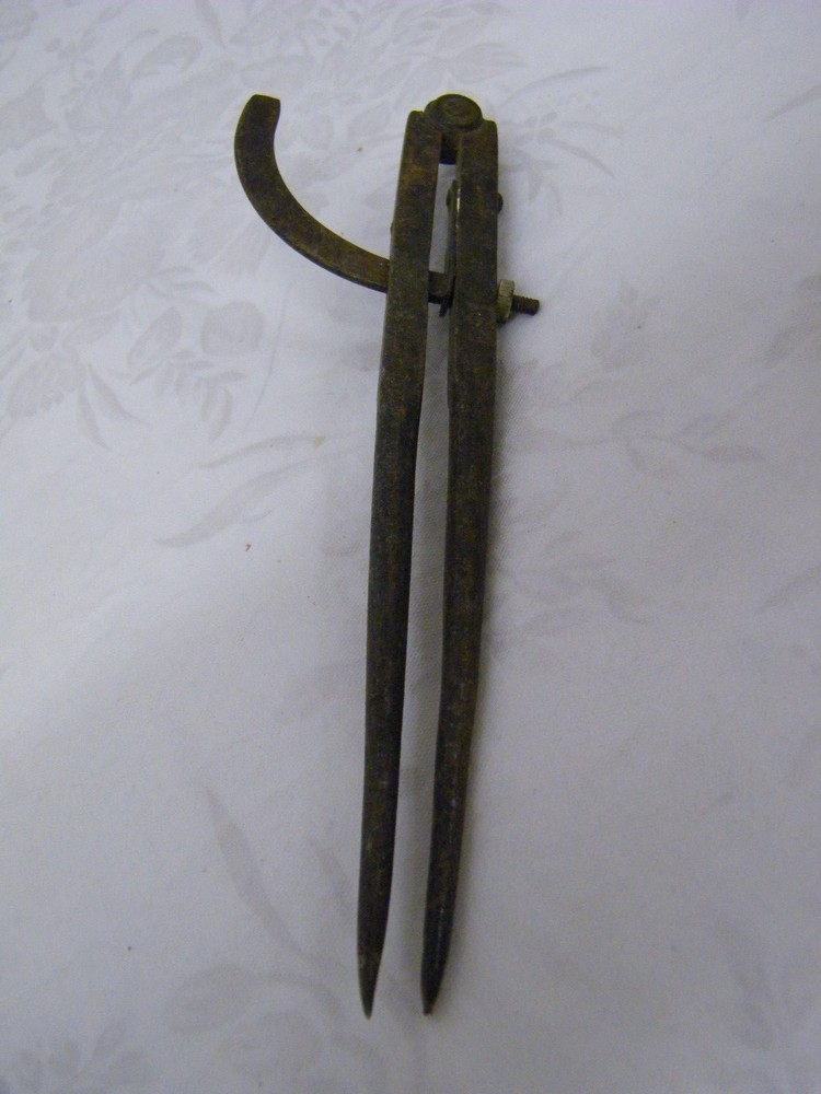 Vintage Metalworking Tool Measuring Calipers