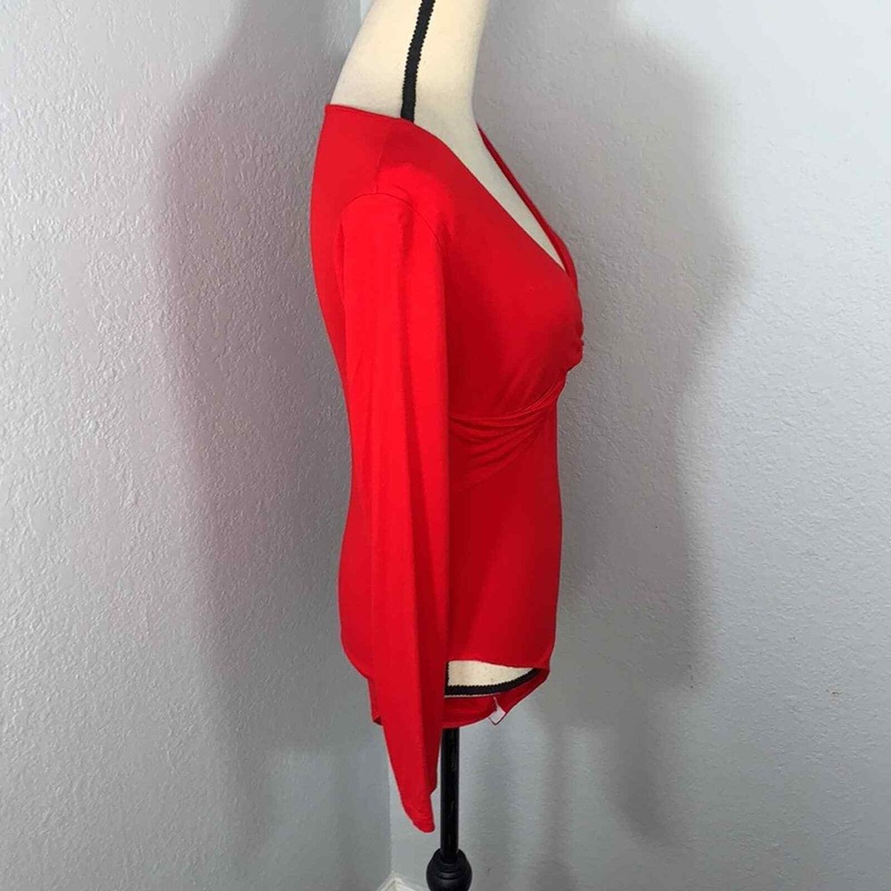 Mangopop Red Deep V-Neck Twist Front Bodysuit Size Medium