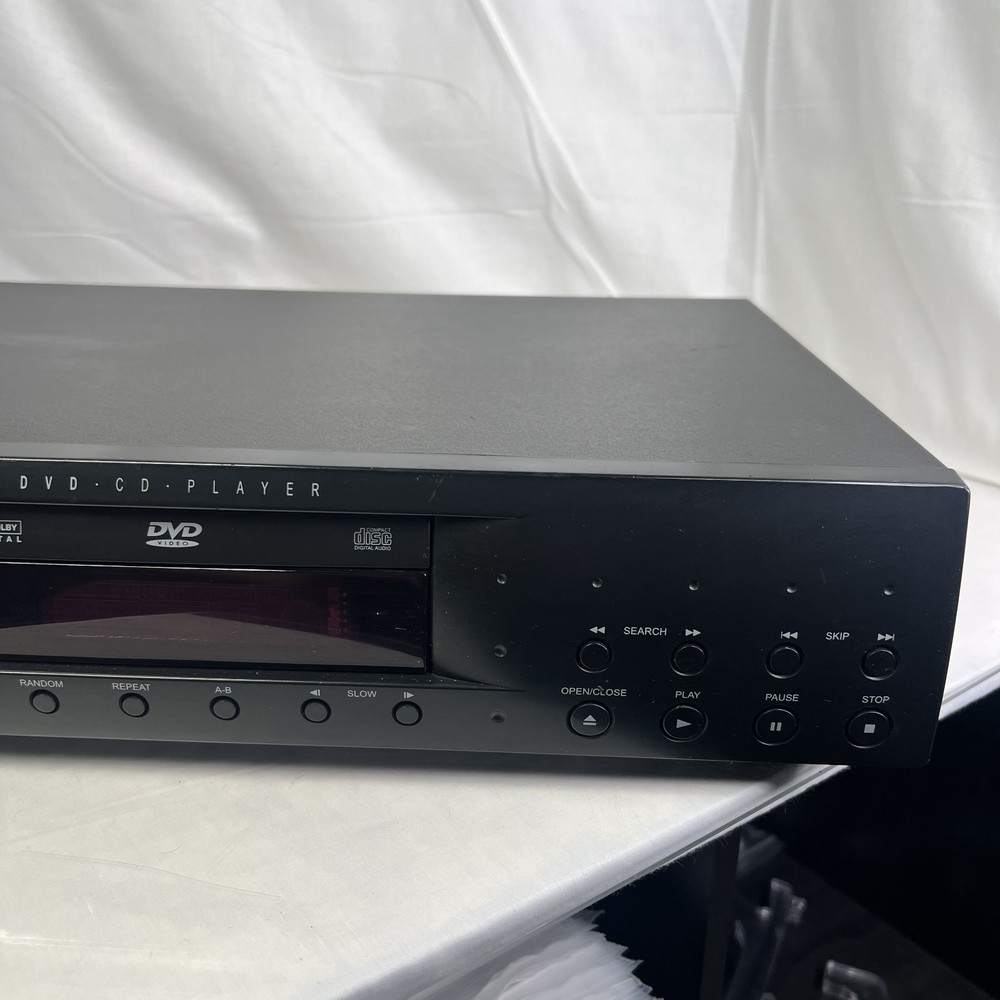 KLH DVD 221 DVD. CD. Player NO Remote control.