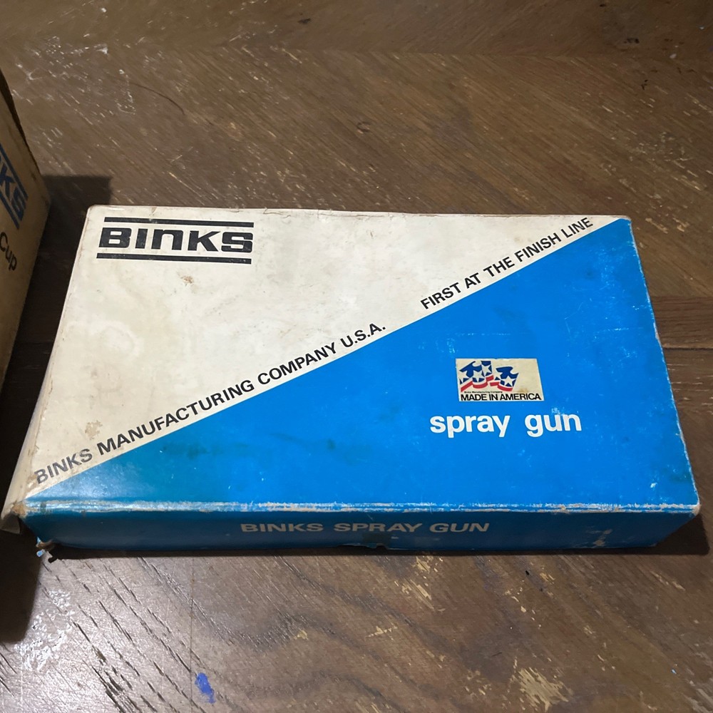 Brinks Spray Gun Model 18 And Drip Proof 2 Spray Gun Cup With Boxes