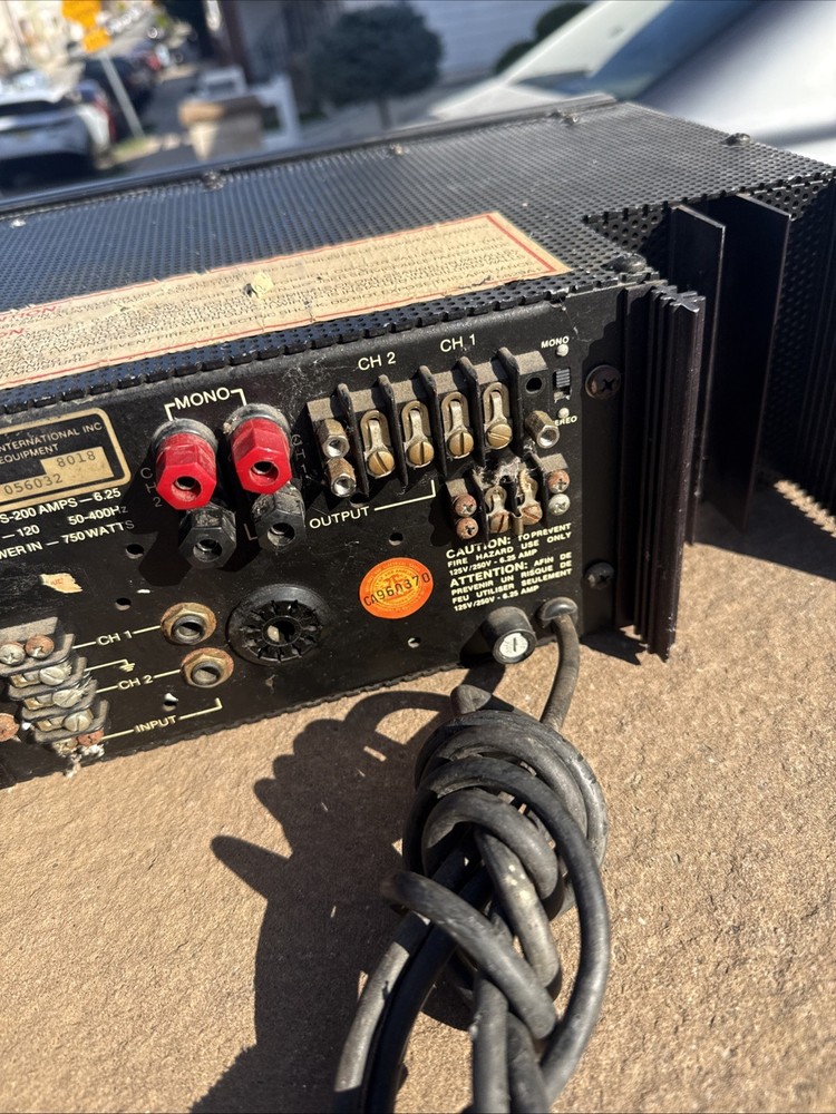Crown PS-200 power amplifier Tested Works Has Some Cosmetic Issues