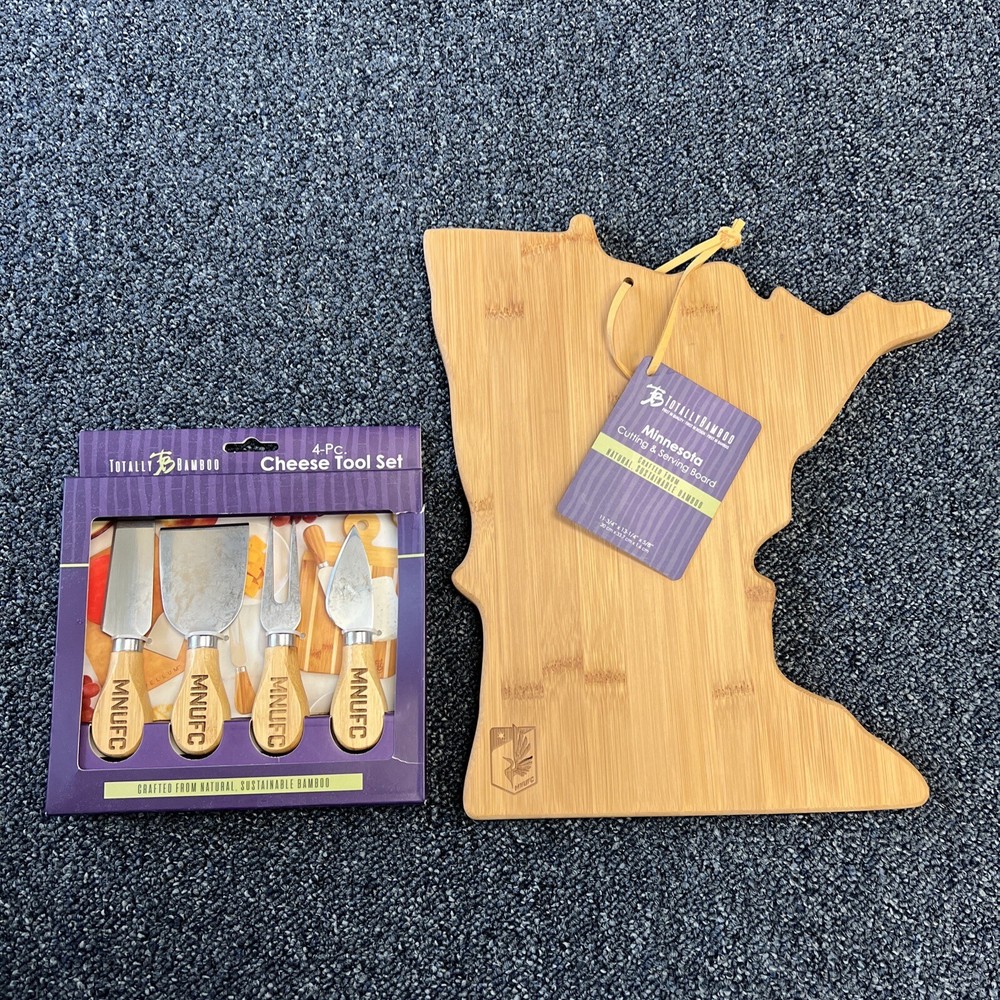 Minnesota United Cutting Board And Cheese Tool Set