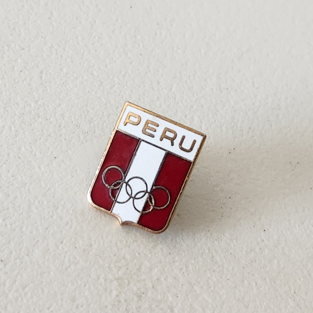 VINTAGE PERU NOC OLYMPIC LAPEL HAT JACKET PIN