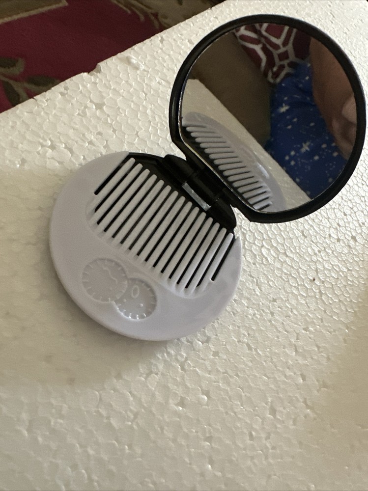 “OREO” COOKIE” Adorable Mirror/comb Compact That Looks Real!