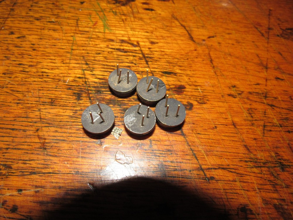 5 PT531 TRANSISTORS CIRCA EARLY TO MID 60'S UNTESTED UNUSED