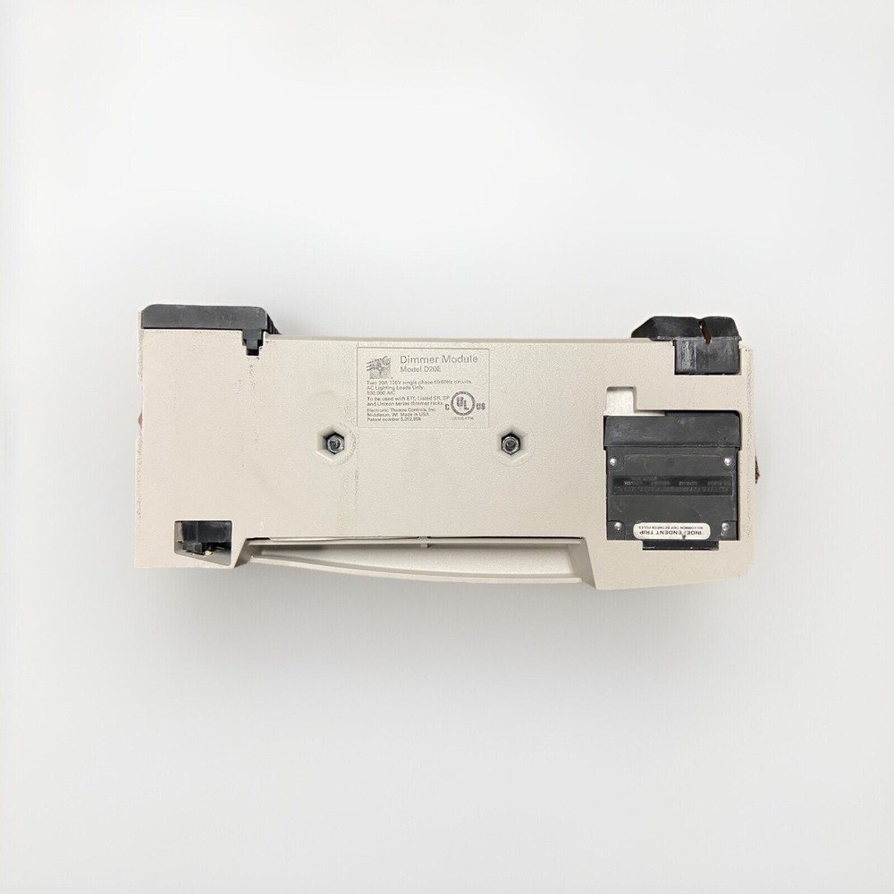 ETC D20E : dual 20AMP / 120V : DIMMER MODULE for SENSOR+ & UNISON rack