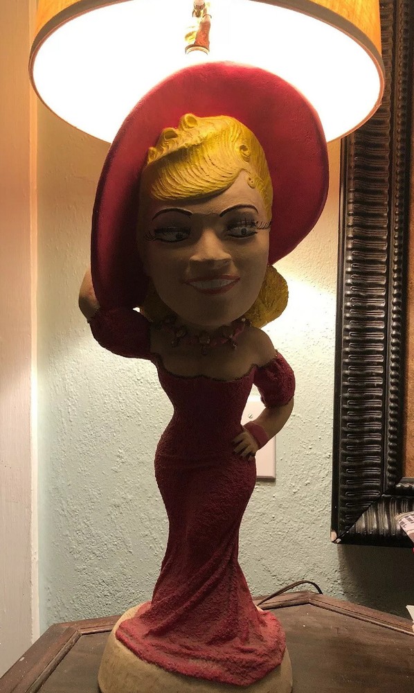 Mae West Ceramic Lamp