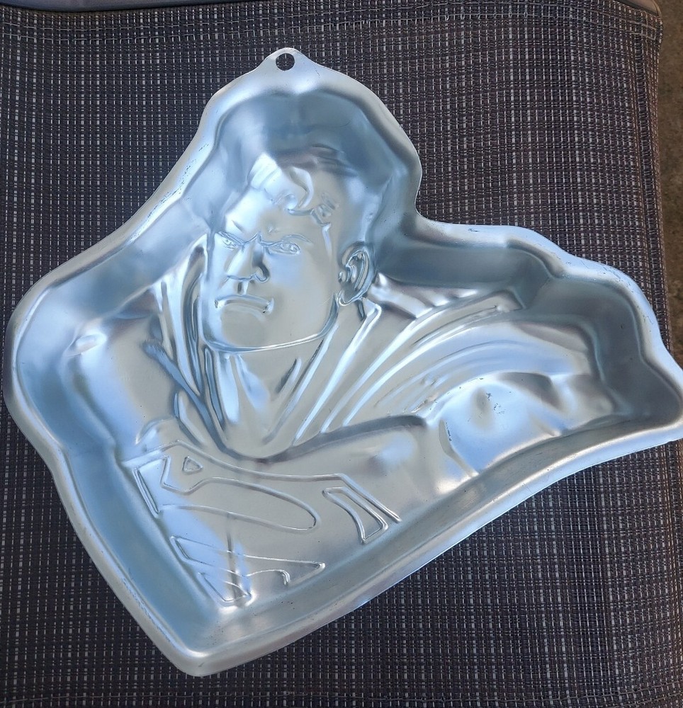 Wilton Vintage Superman Cakepan