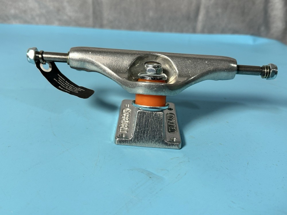 Independent Stage 11 Hollow Silver Standard Trucks