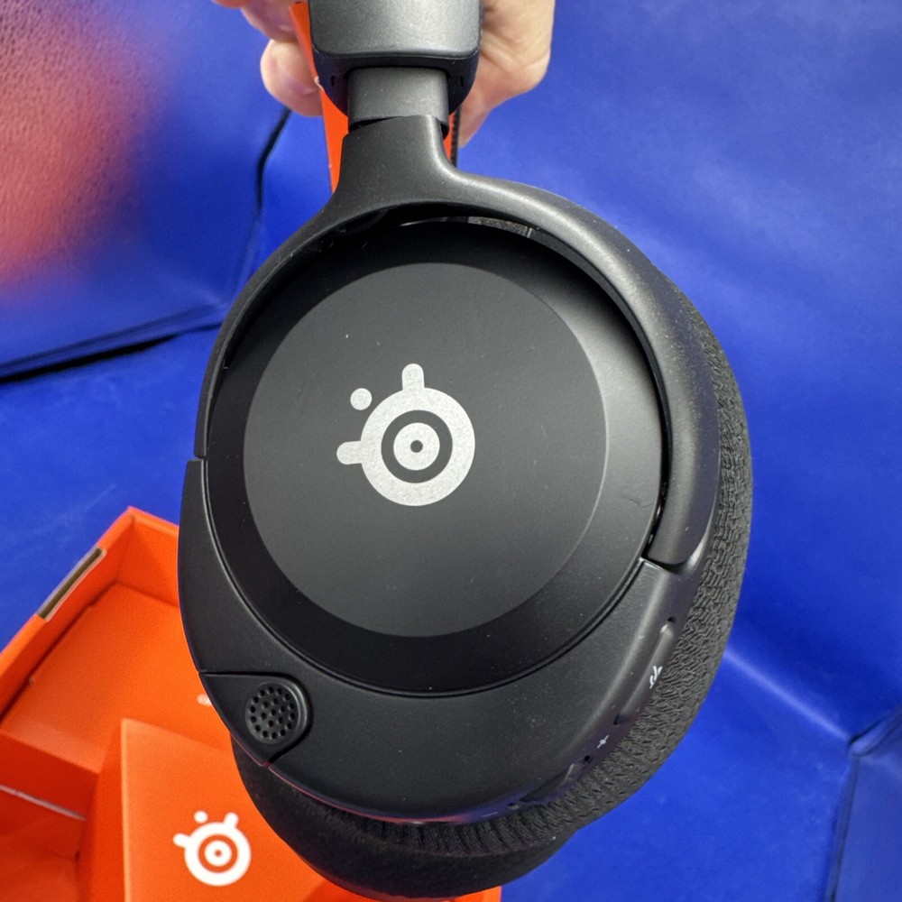 SteelSeries Arctis Nova 1 Multi-System Gaming Headset Wired