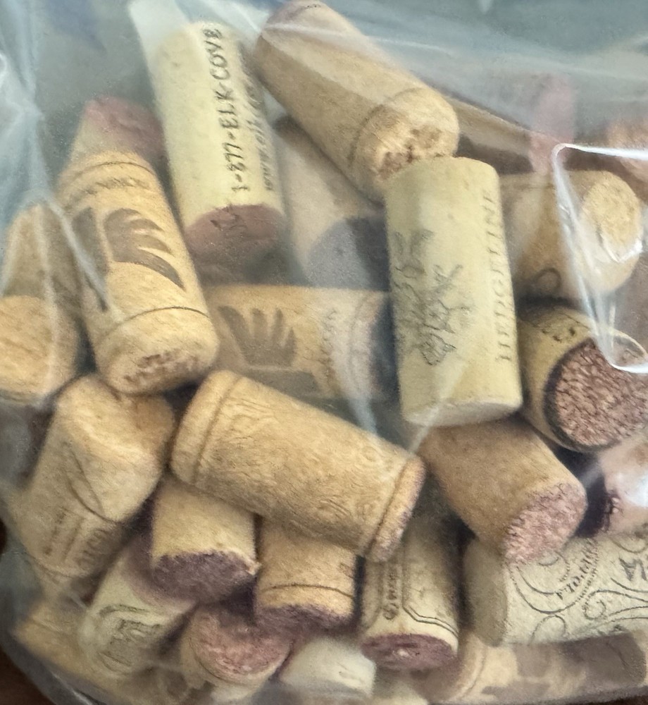 115 Count Preowned Premium Assorted Wine Corks Excellent Condition