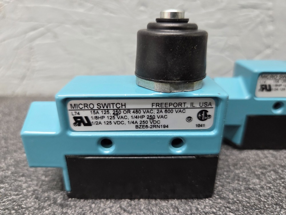Lot of 2 - Micro Switch BZE6-2RN194 Limit Switch