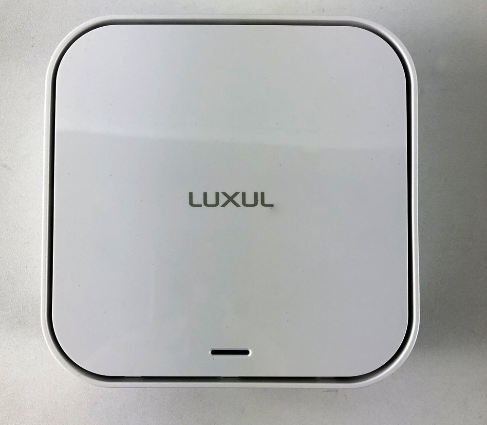 LUXUL Wireless Epic Mesh Node Access Point - Model No. MN-10