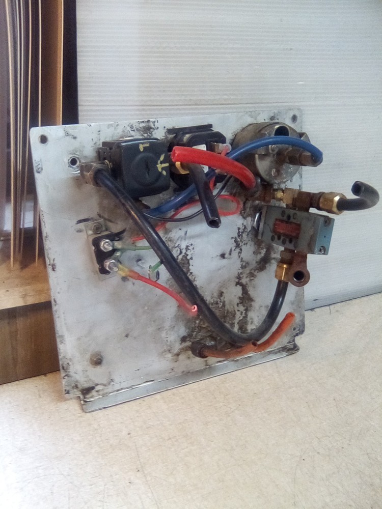 1990 Kenworth T450 Dash Panel
