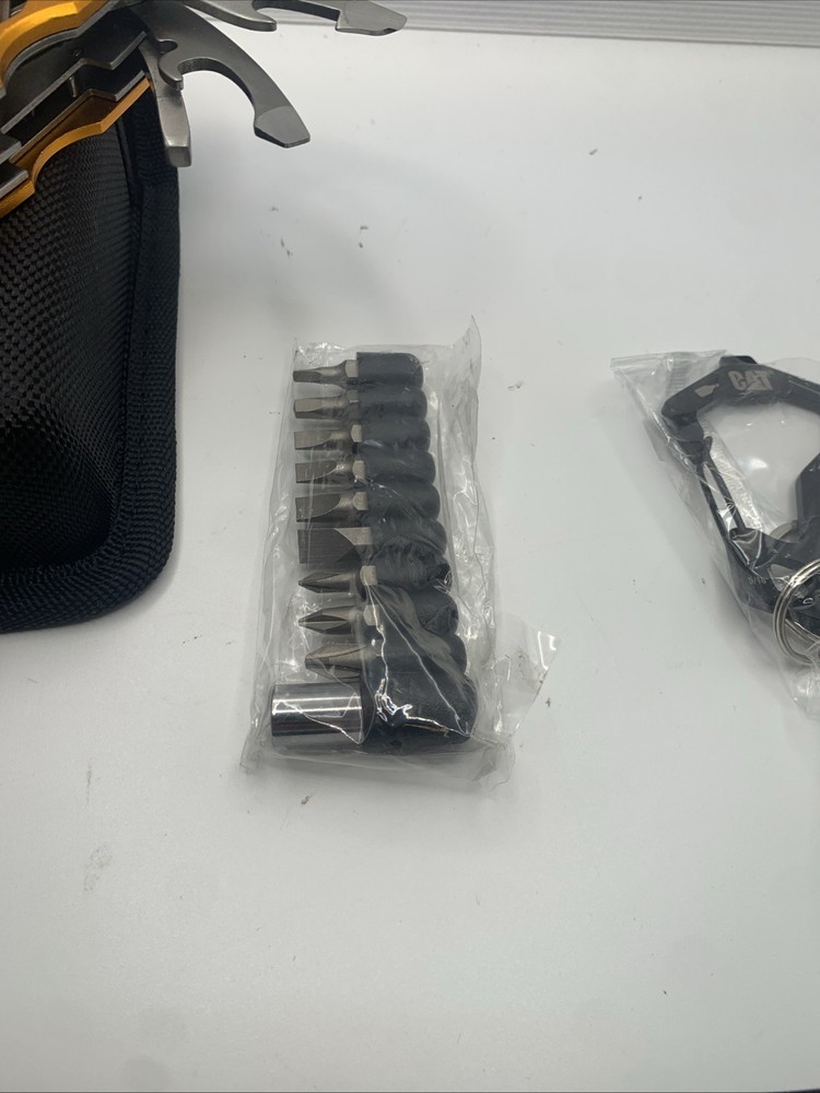 Cat 3 Piece Multi-Tool and Bit Gift Box Set - 240364