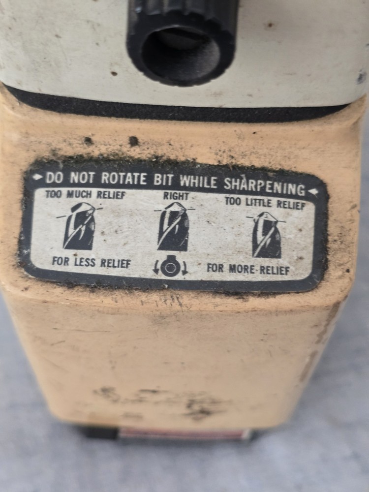 Vintage Black & Decker Drill Bit Sharpener Model 7980 - Tested & Working!