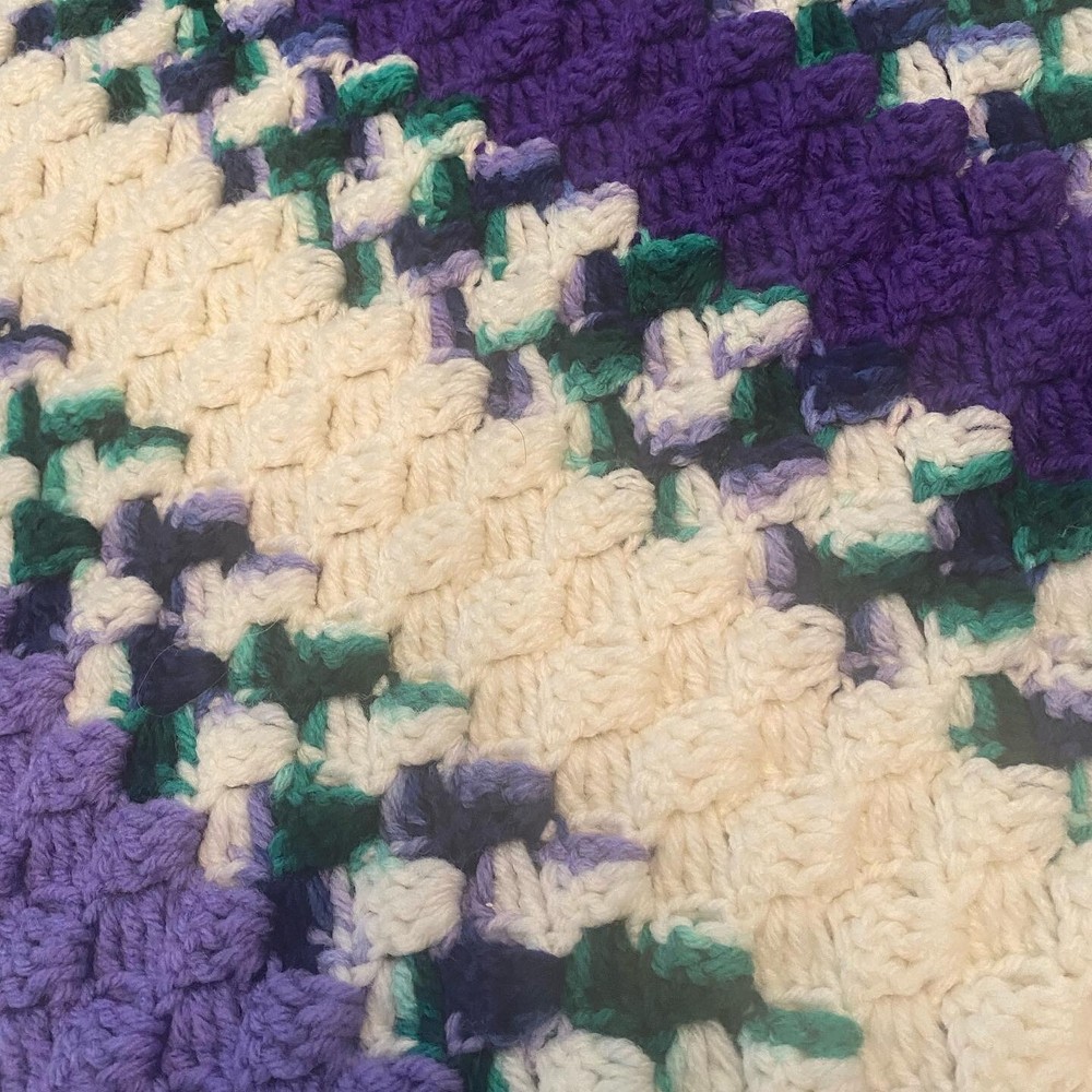 Beautiful crocheted afghan 63 x 50