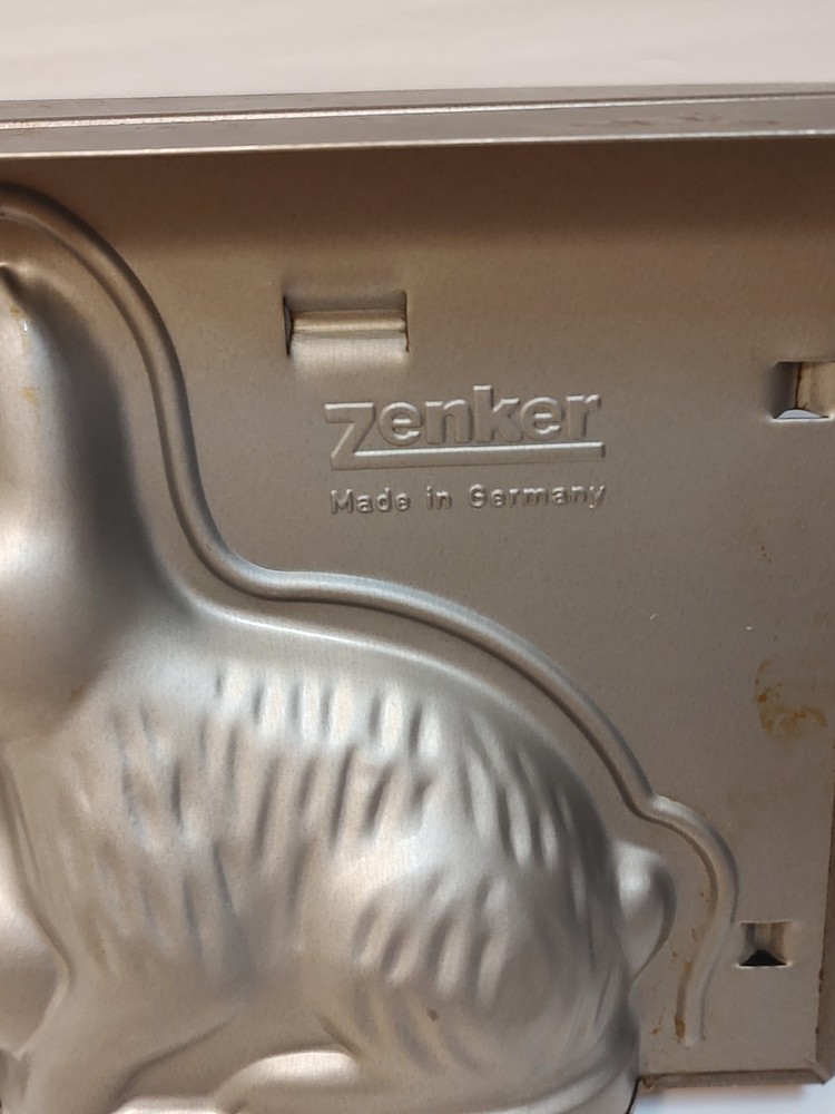 Zenker Rabbit Cake Form (Germany)