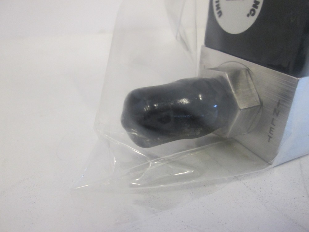 Unit Instruments, UFC-1100A, Mass Flow Controller, 50 SCCM, CF4, Used