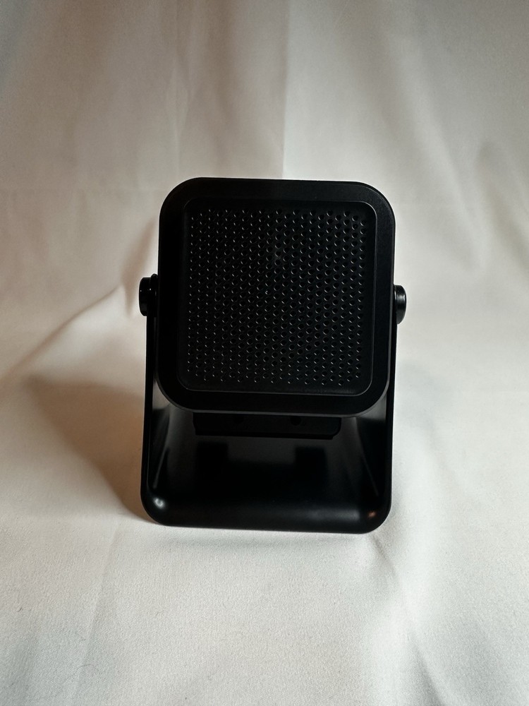 Wireless Induction Bluetooth Speaker Stand - Black.