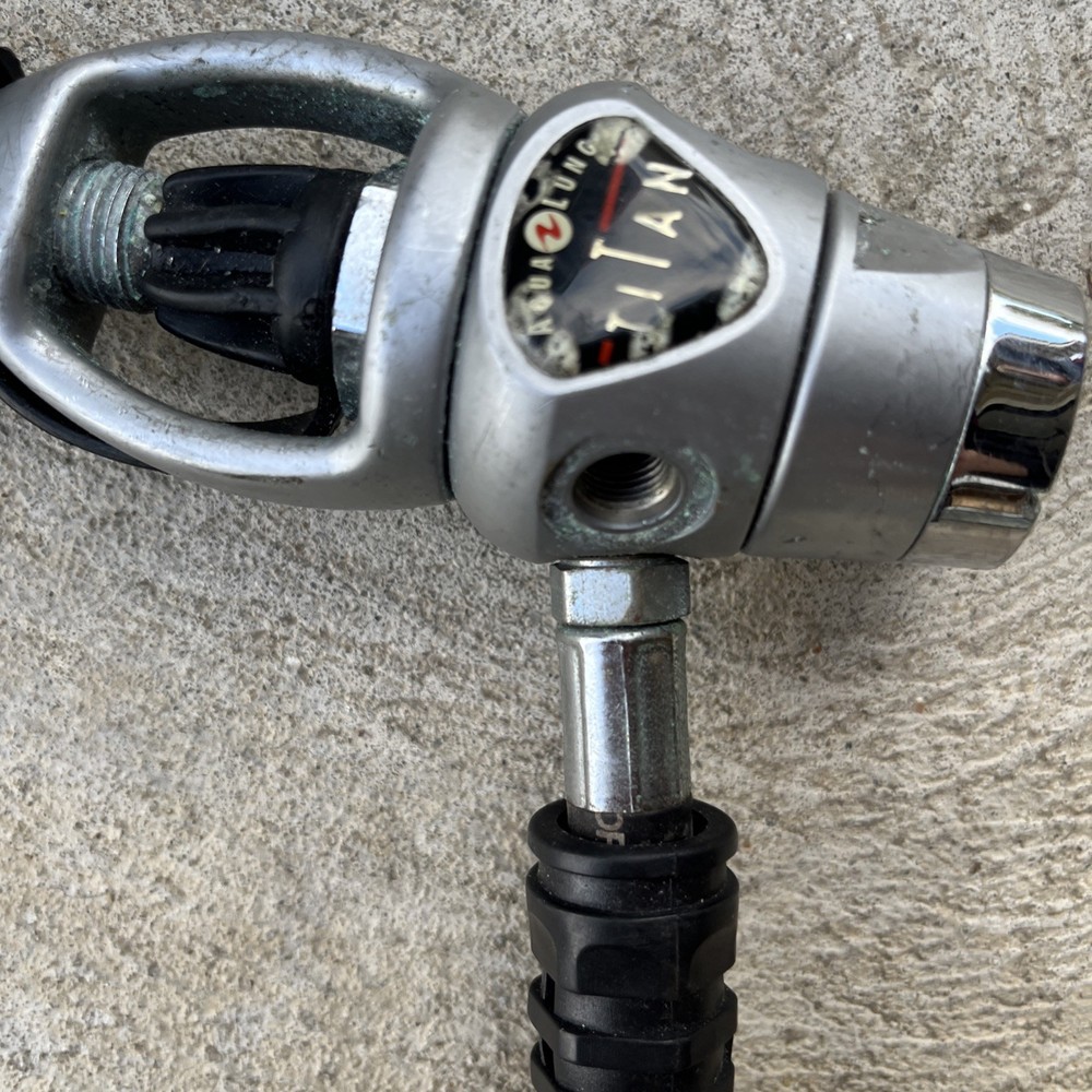 Aqua lung titan Lx First And Second Stage Regulator Read