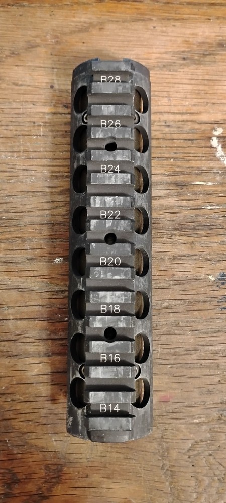 KAC RAS Rail, Bottom